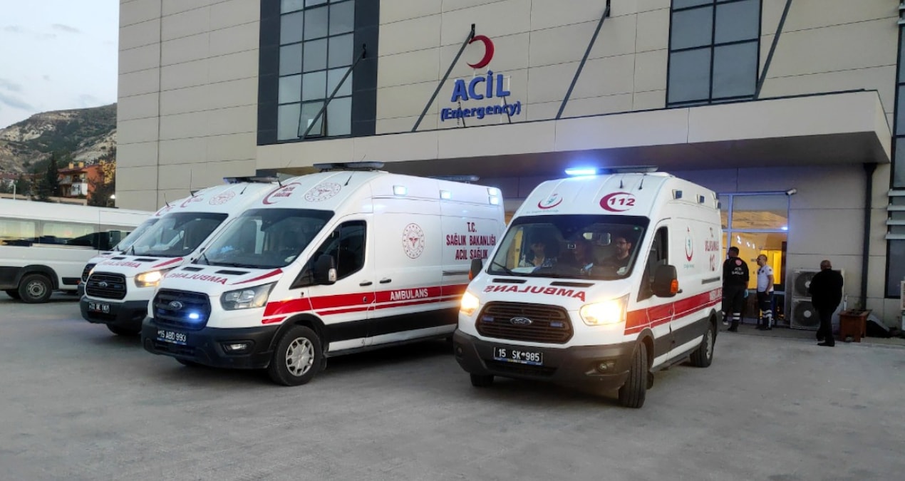 Burdur’dan Antalya’ya sevk edilen 23 hastadan 3’ü entübe