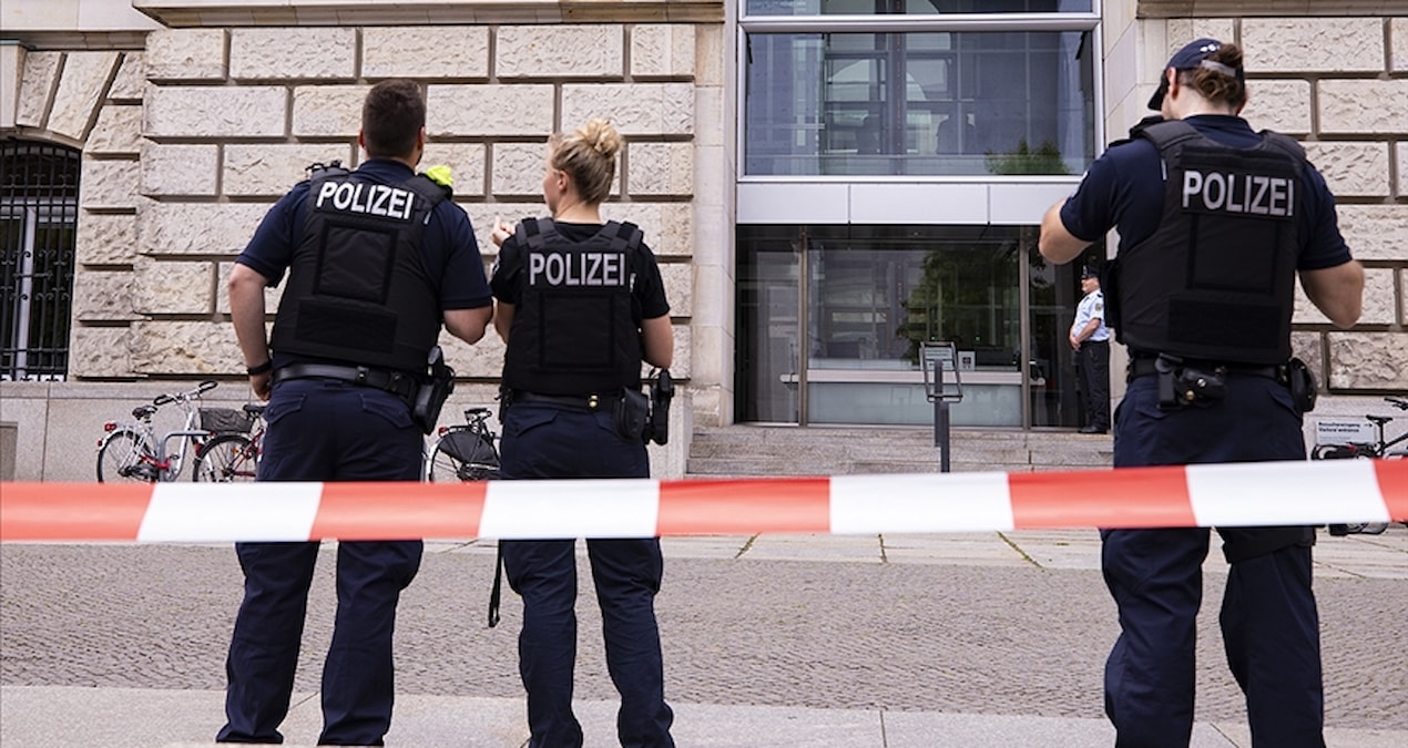 Almanya’da şiddet sarmalı: Bir siyasetçi daha bıçaklandı