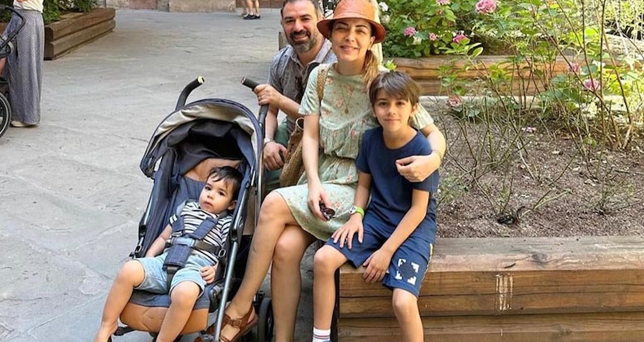 Burcu Kara ailesiyle İtalya’da tatilde