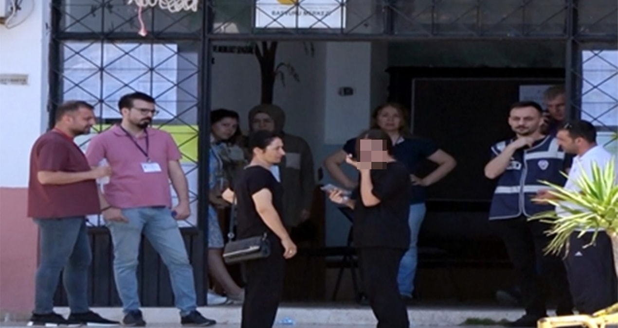 Çanta ve telefonla sınava girmeye çalıştı, kimliğini unuttu