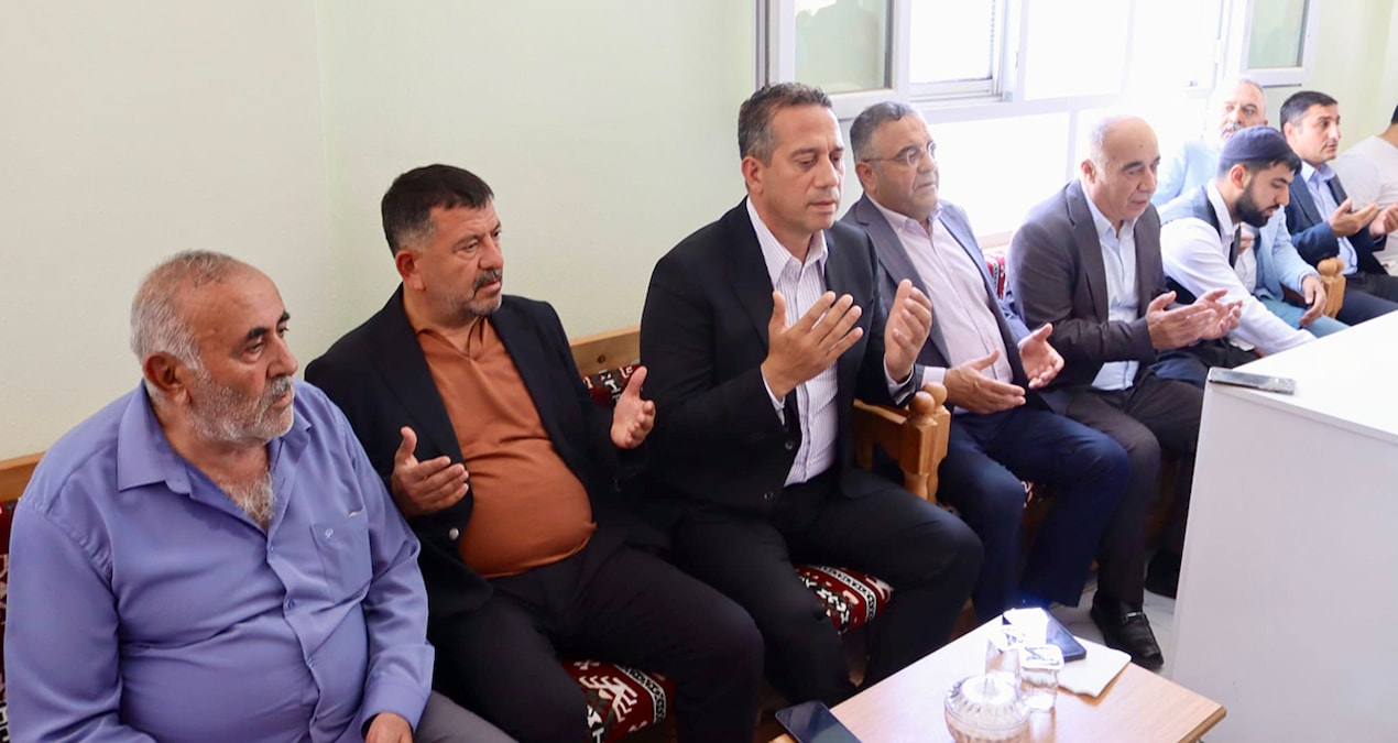 CHP heyeti yangın bölgesinde