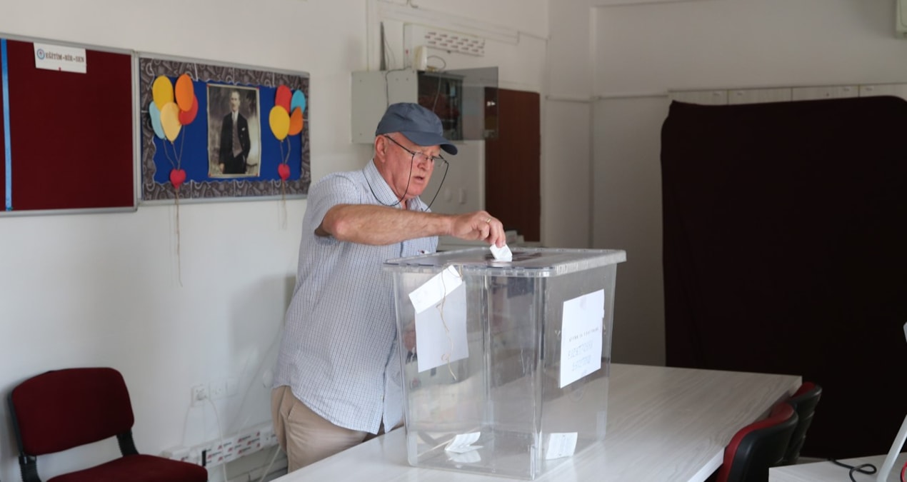 Çifte vatandaşlar Bulgaristan seçimleri için sandık başında