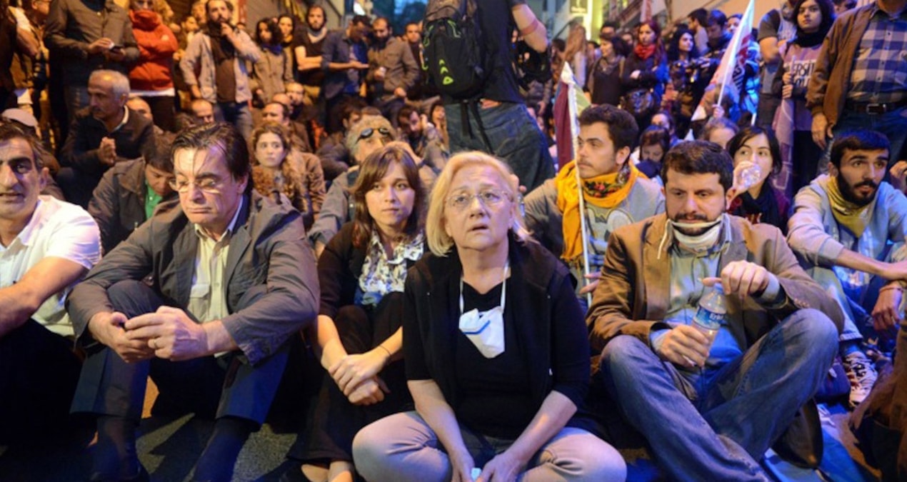 Çıplak arama davasında polislere ceza talebi