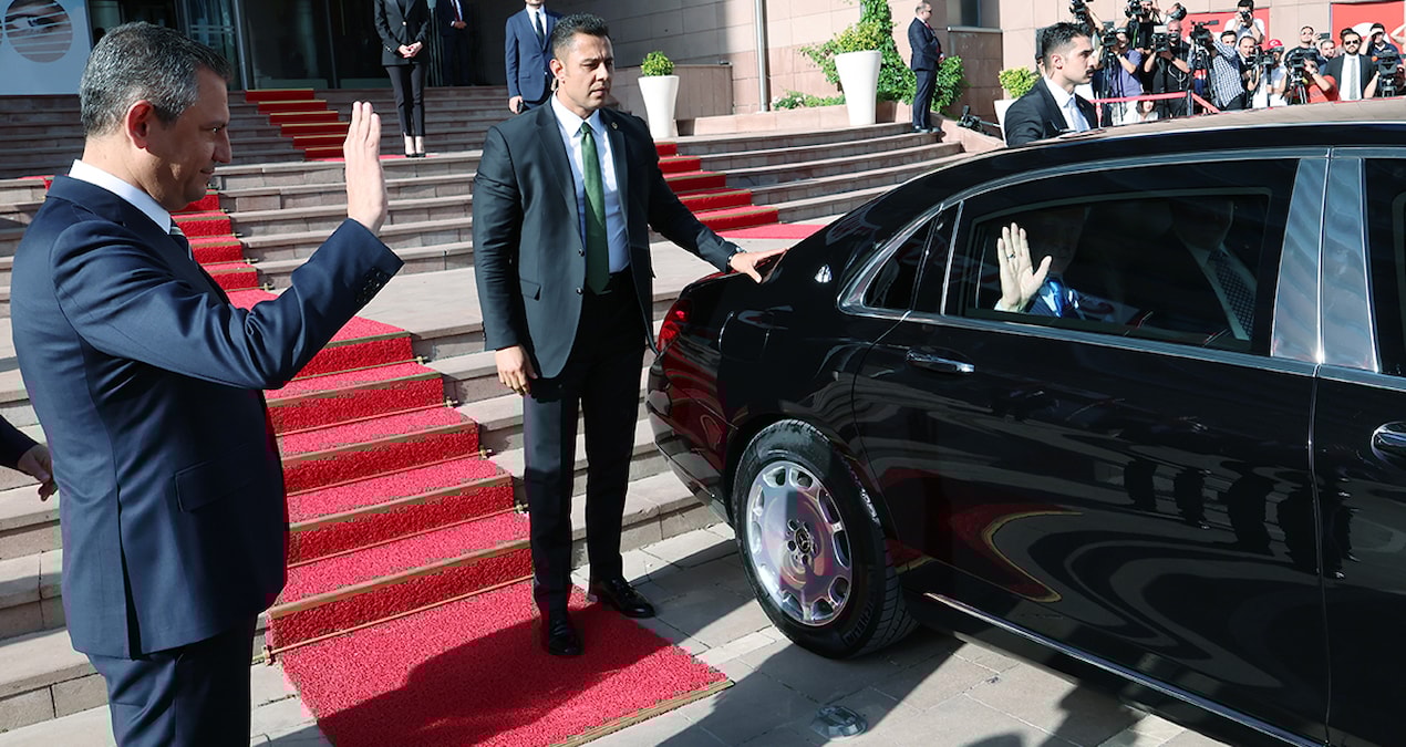 Davutoğlu’ndan normalleşme açıklaması: Taktikselse birçok felaketin habercisi olur