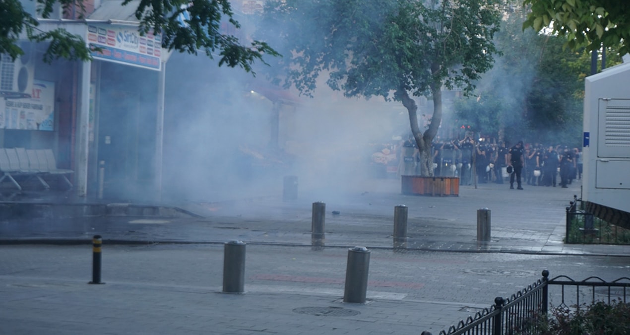 Diyarbakır ve Siirt’te Hakkari protestoları: Yaralı polisler ve gözaltılar var