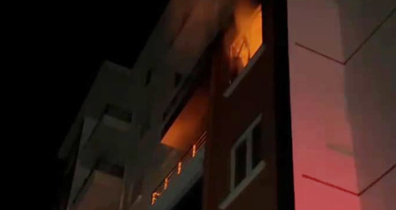 Eşiyle tartıştı, evi ateşe verdi