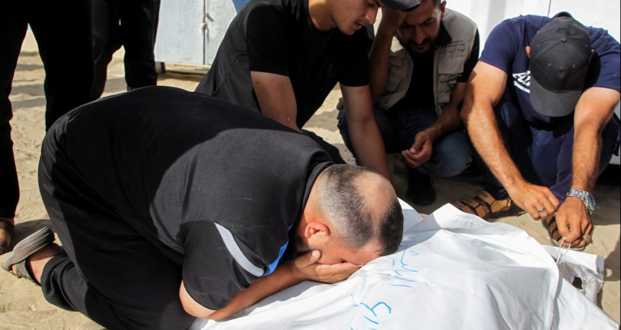 İsrail, 240 gündür sivilleri hedef almaya devam ediyor