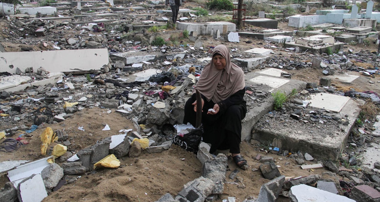 İsrail mülteci kamplarını vurdu: En az 15 ölü