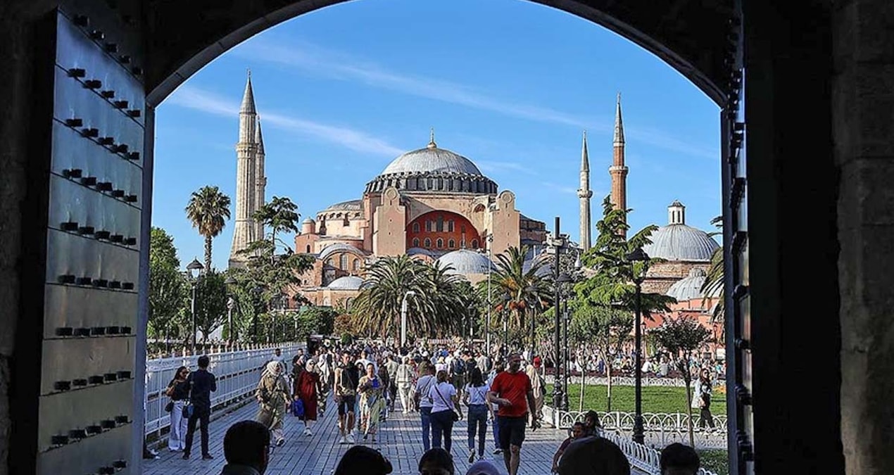 İstanbul rekor kırdı: 5 ayda 7 milyona yakın turist geldi