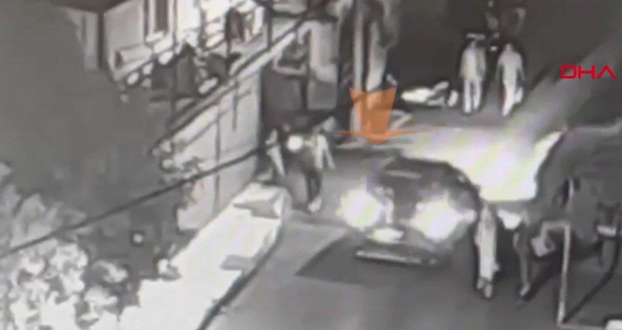 İzmir’de kanlı infaz! İntikam için öldürdüler