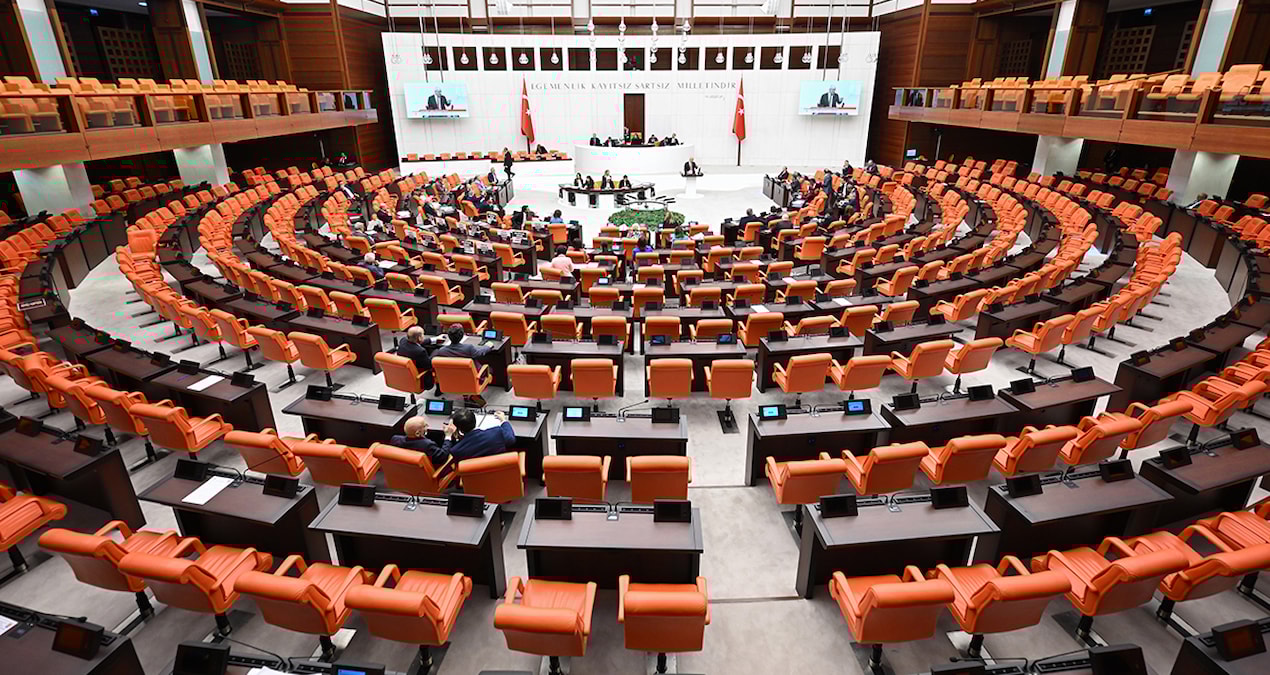 Meclis’te yolsuzluk gerilimi