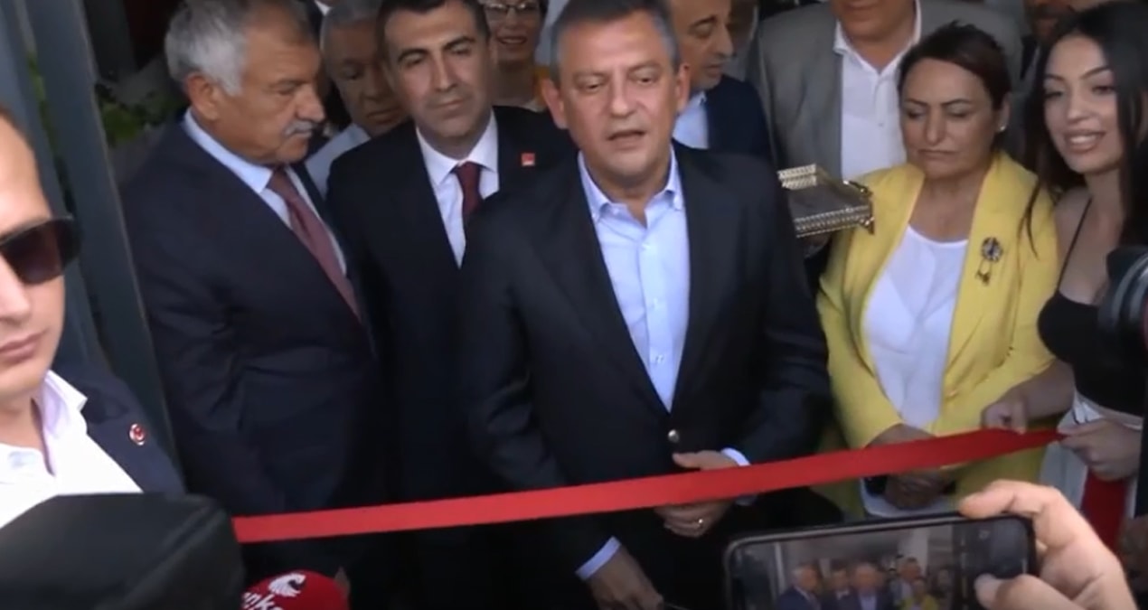 Özel: CHP il binaları herkesin babaevidir