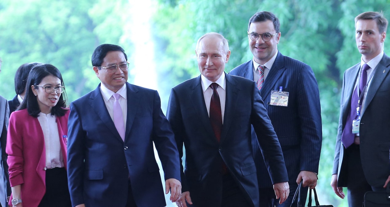 Putin, tartışma yaratan Kuzey Kore ziyaretinin ardından Vietnam’a gitti