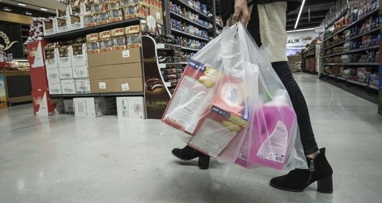 Soframızdan böyle çaldılar