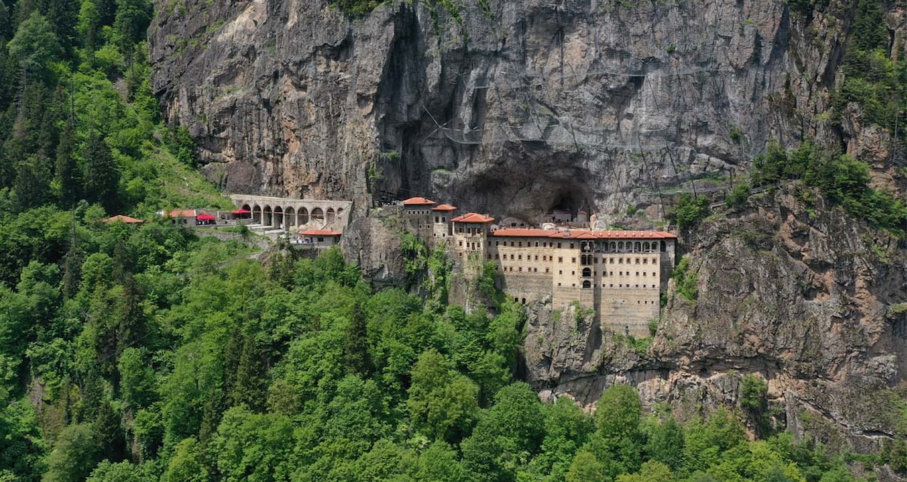 Sümela Manastırı ziyaretçi rekoru kırıyor