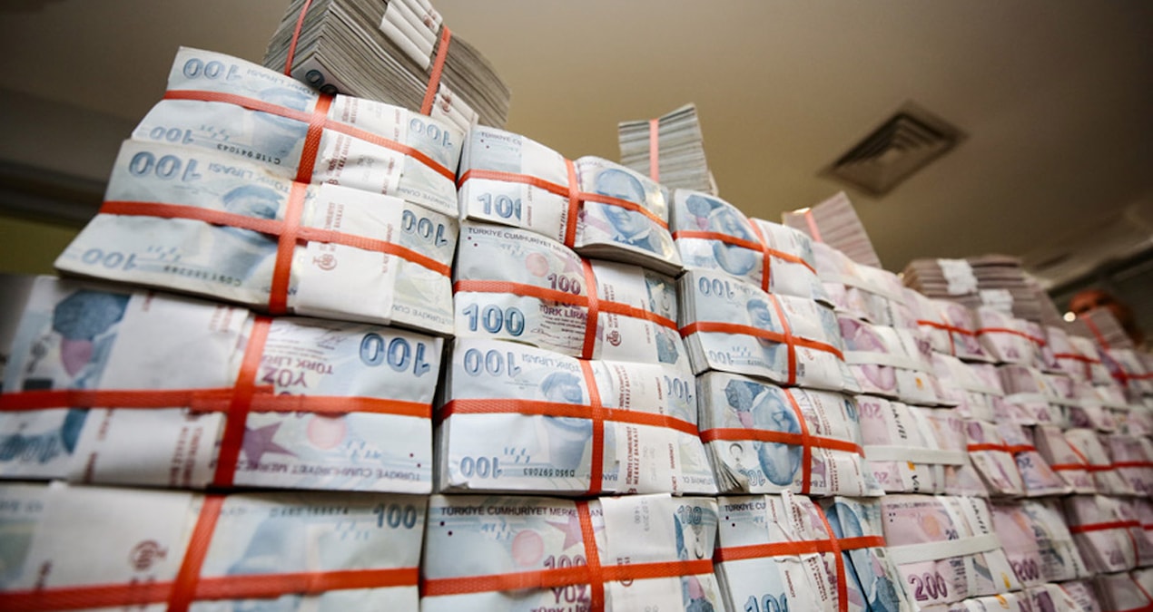 Türk lirası dolar karşısında iki ay üst üste değer kazandı