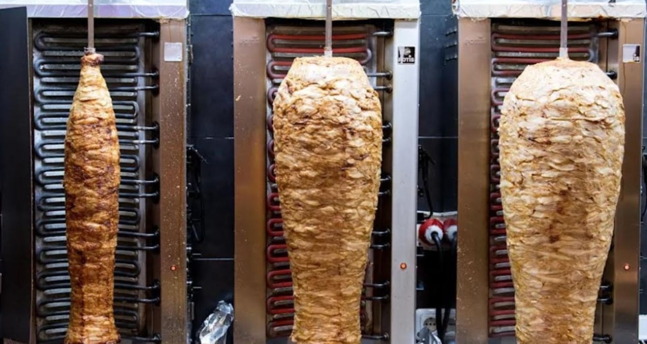 Ülkenin gündemi döner oldu: Ucuza döner kampanyası başladı, dönerciler isyan etti