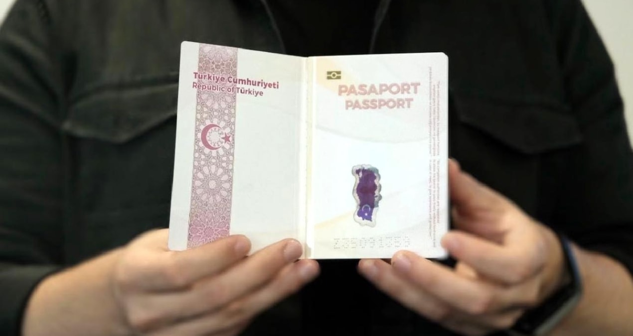 Umreye gidenlerin bilgilerini çalıp telefon işletmişler