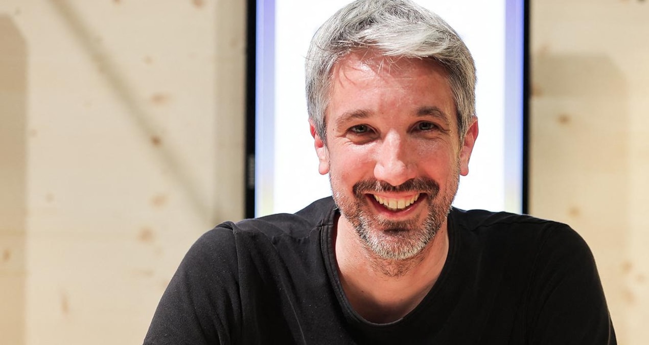 Ünlü komedyen, Netanyahu’yu eleştirince işinden oldu