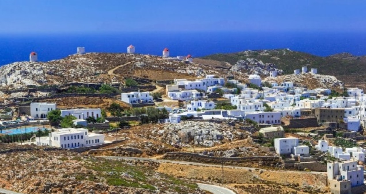 Ünlü sunucudan sonra bir kayıp daha… Yine Yunan adası!