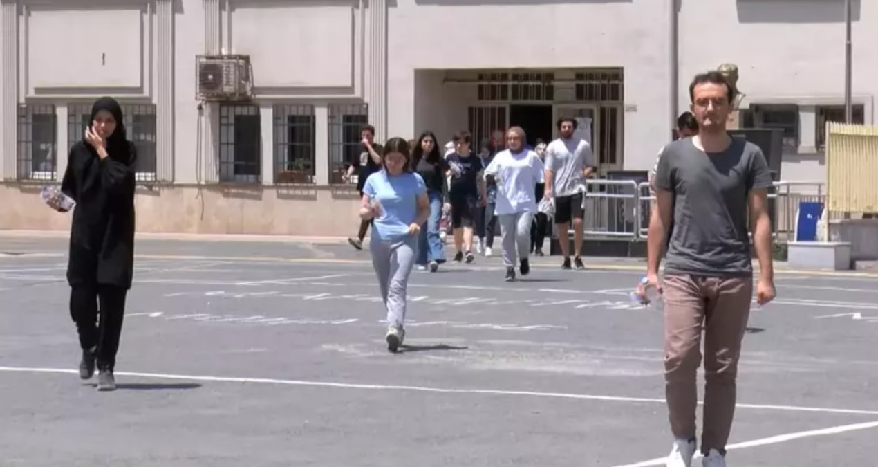 YKS maratonu başlıyor… 15 dakika kala kapılar kapatılacak