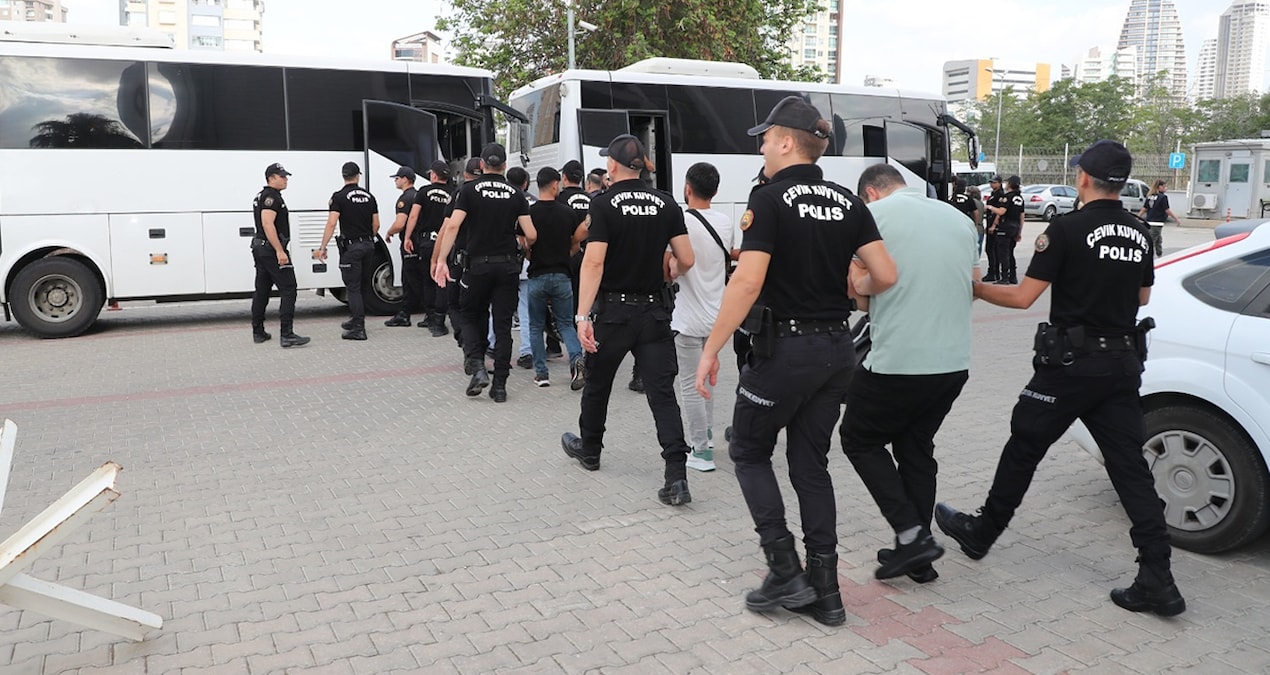 Bahis operasyonunda lisanslı sporculara gözaltı