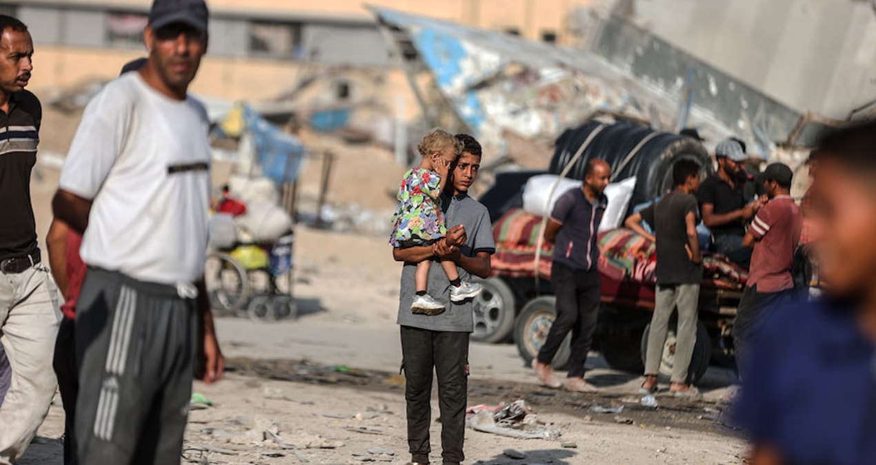 Binlerce kişi katliamdan kaçıyor