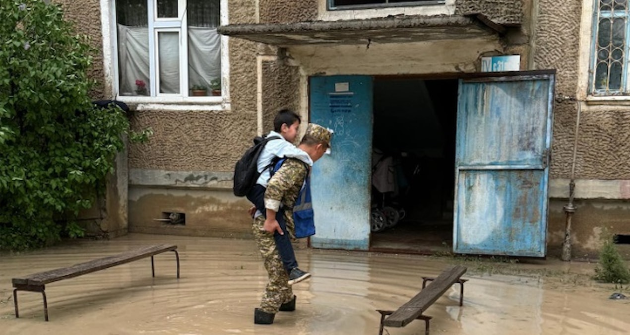 Kırgızistan’da sel felaketi: Çok sayıda ölü var