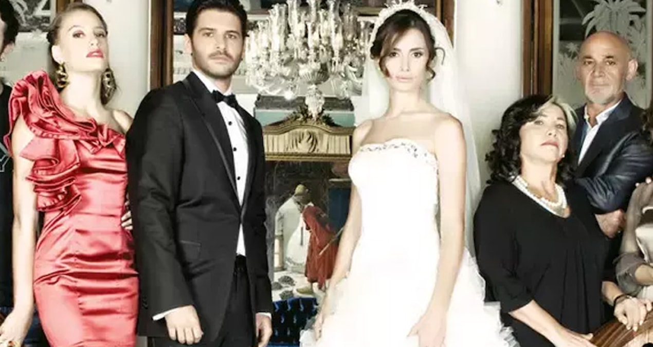 Gül Onat’tan Serenay Sarıkaya itirafı:  ‘Bu kızı nereden bulmuşlar, eyvah yandık’ dedim