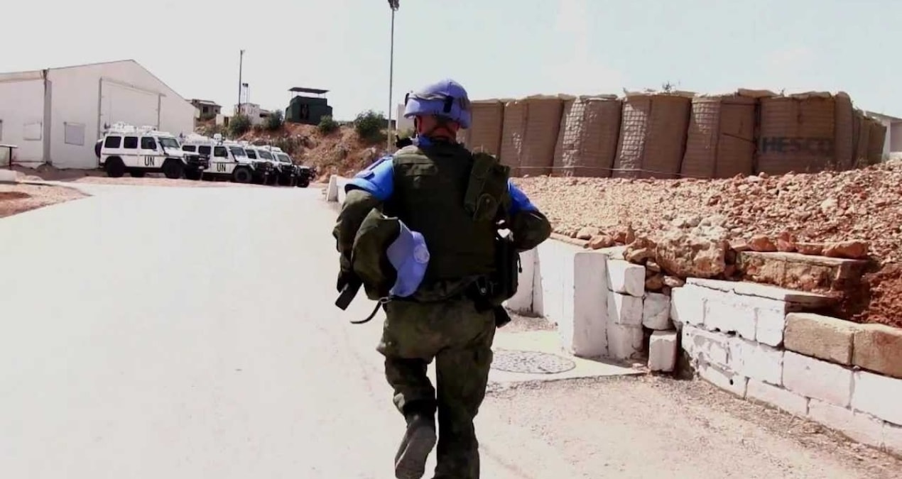 İsrail ateşi altındaki UNIFIL, bölgeden çekilmek zorunda kaldı