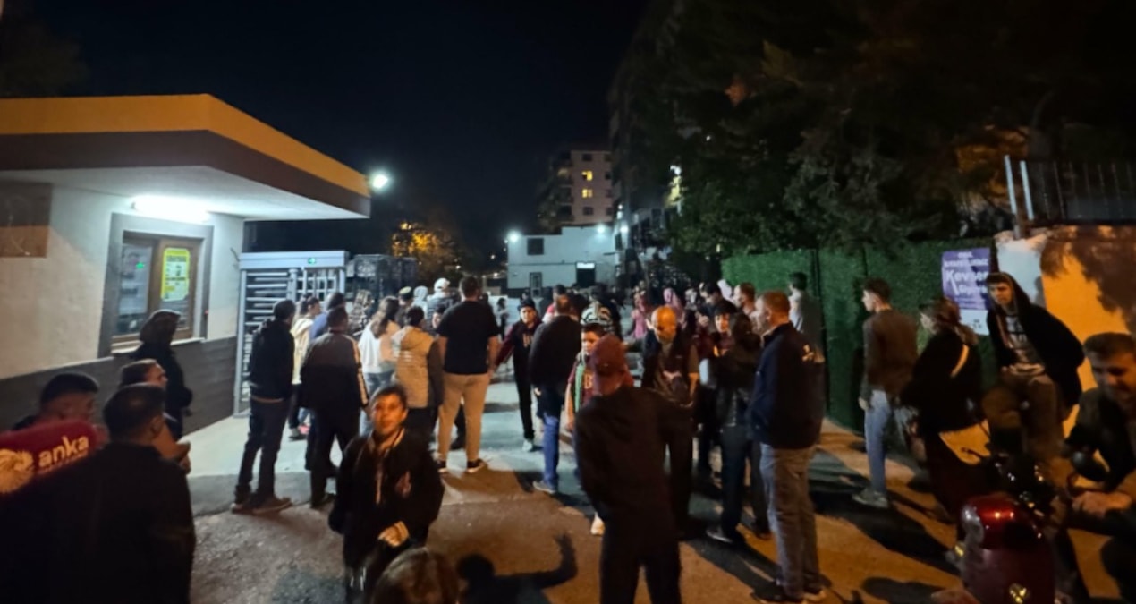 İzmir’de karanlıkta eğitim tepkisi