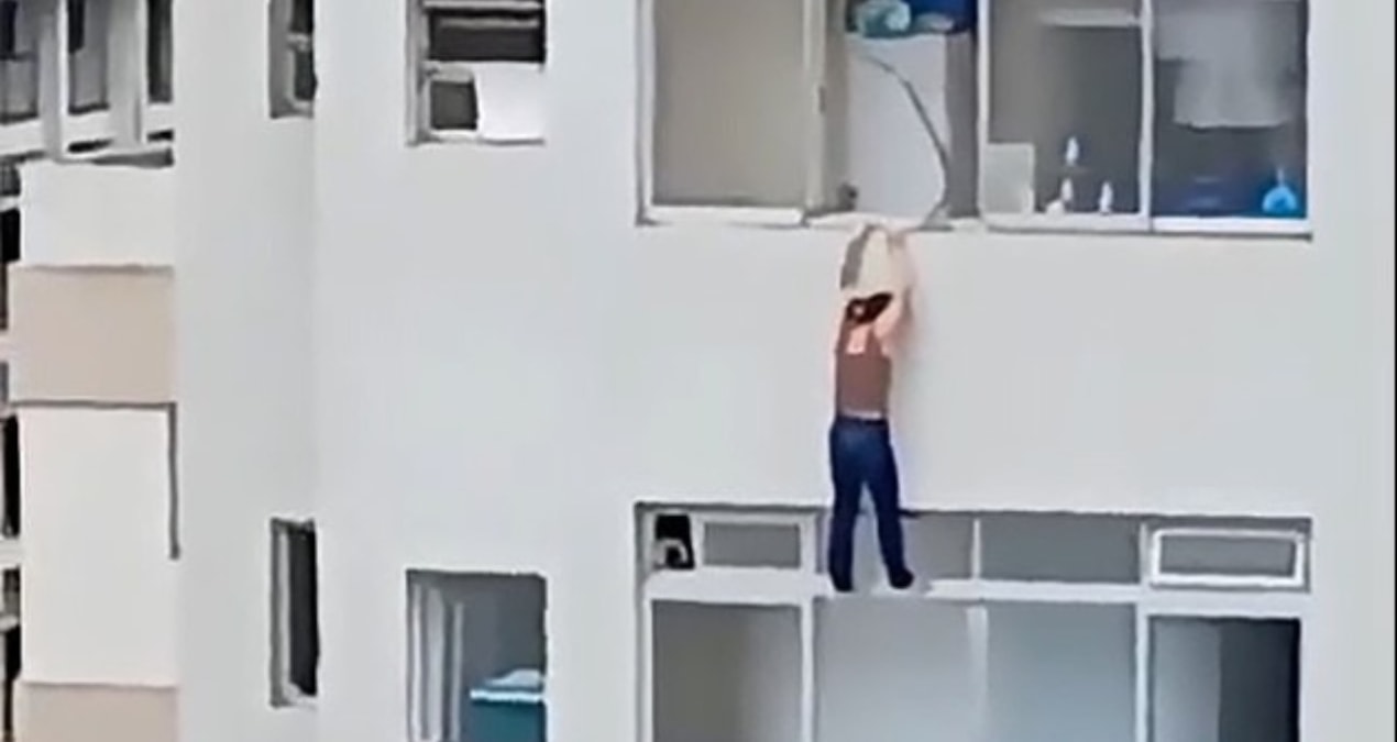 Korku dolu anlar! 16. katta asılı kaldı, parmak uçlarıyla hayata tutundu