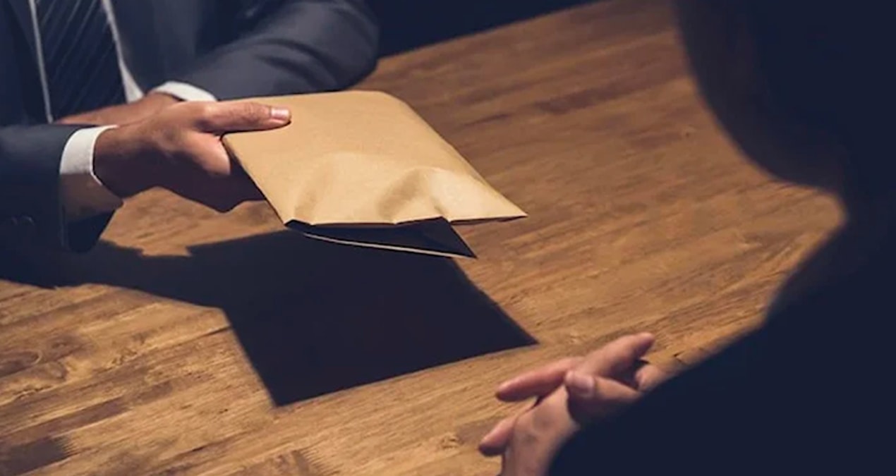 Rüşvet operasyonu: 23 kişi tutuklandı