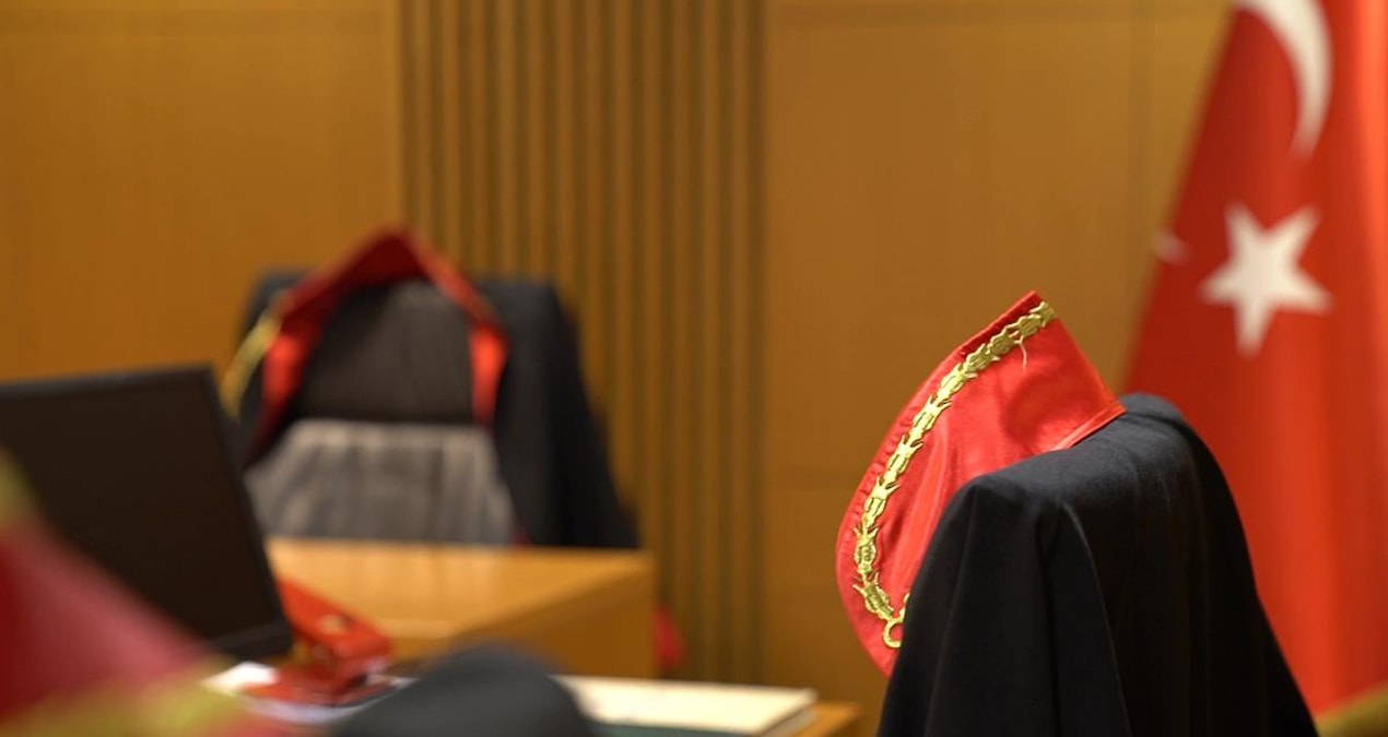 Tacizden yargılanan müdüre ödül gibi ceza : 2 bin TL’yi 4 taksitle ödeyecek!