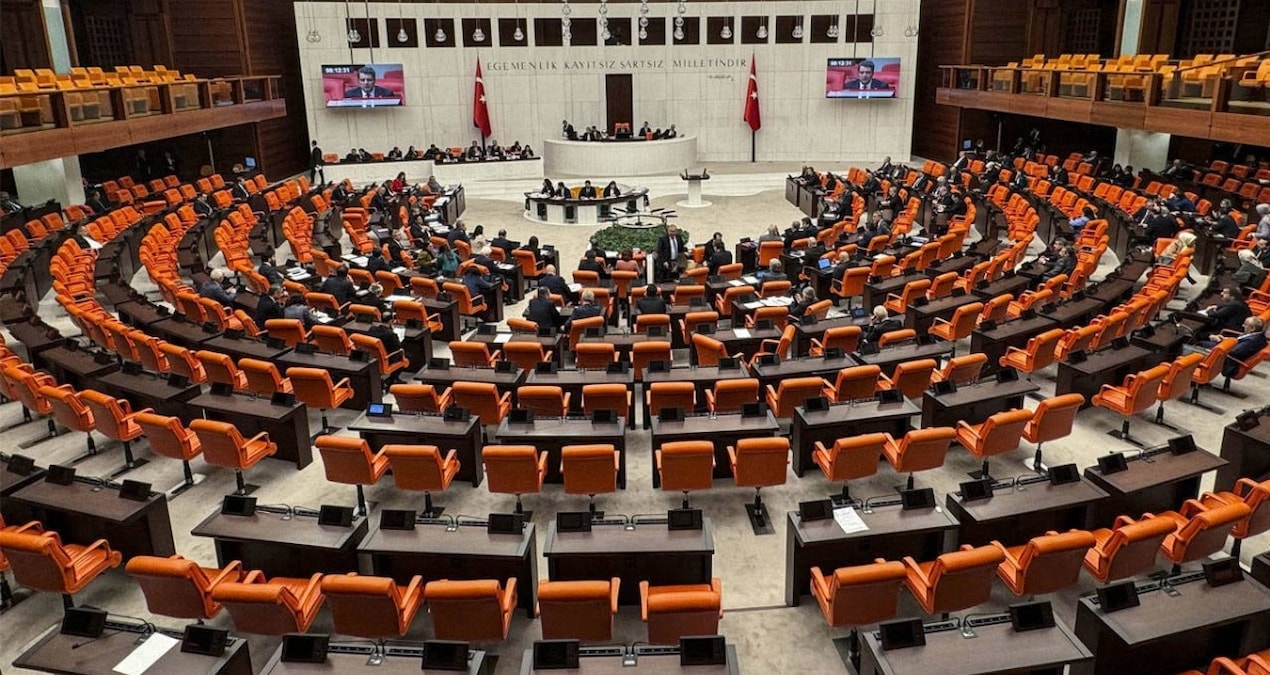 TBMM işçi alımı başvuruları başladı: Bakıcı, kebapçı, garson, boyacı, çilingir… İşte başvuru şartları!