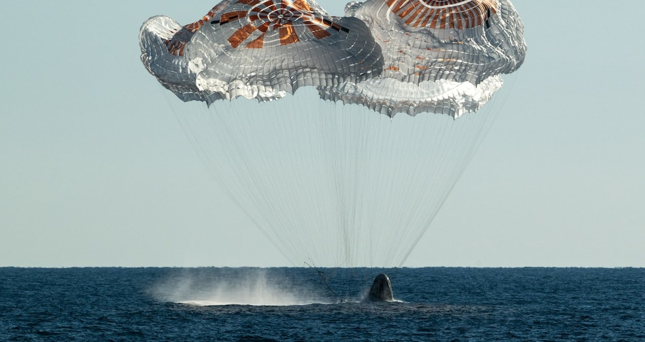 Uzay İstasyonundan astronotlar denize düştü, ‘tıbbi tesise’ alındı