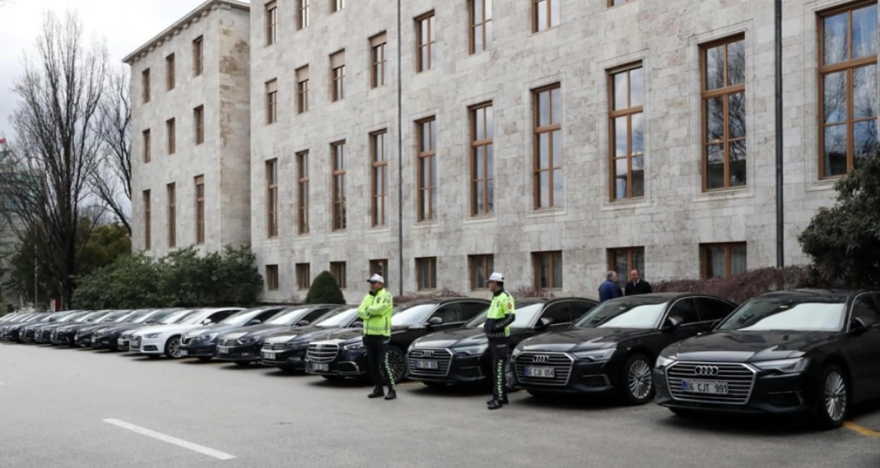 AKP’nin ucube sistemi ile ülkenin çivisi böyle çıktı