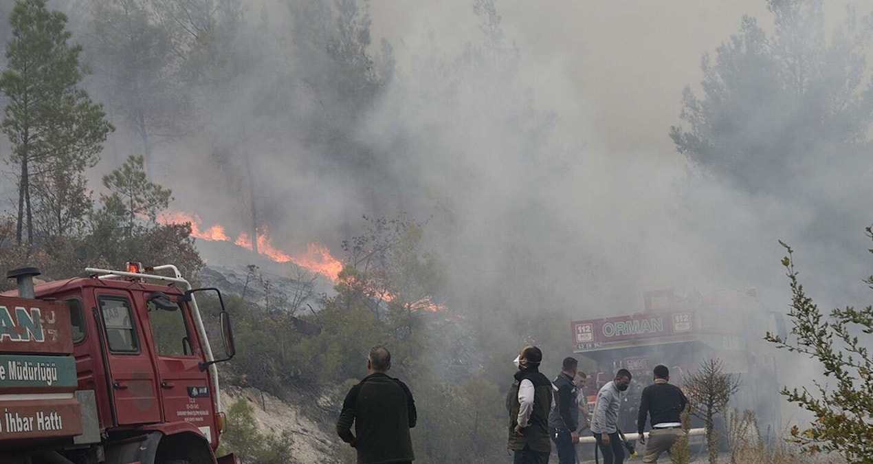 Balıkesir’deki orman yangını 15 saat sonra kontrol altında