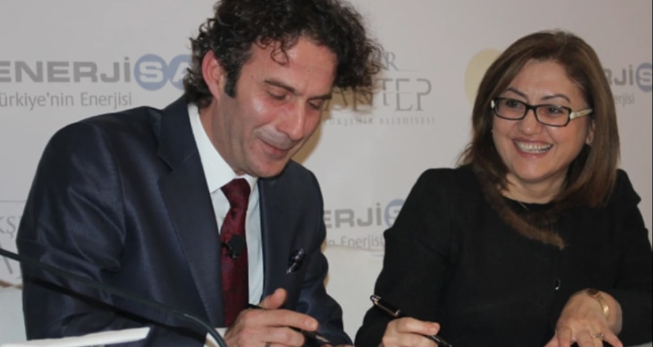 Belediyenin milyonlarıyla  özel şirkete garantör oldu