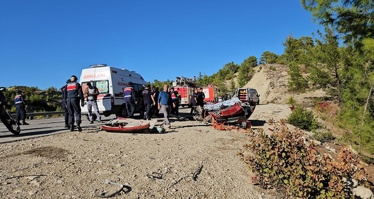 Burdur’da zincirleme kaza: 2 kişi hayatını kaybetti, 6 yaralı