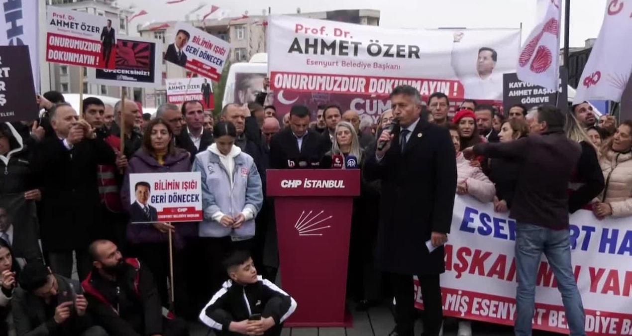 CHP’de Esenyurt nöbeti devam ediyor