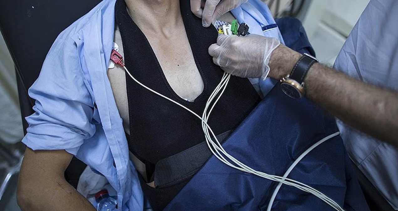 Kalp krizinin 1 ay önce ortaya çıkan belirtisi: Birçok kişi tarafından göz ardı ediyor!