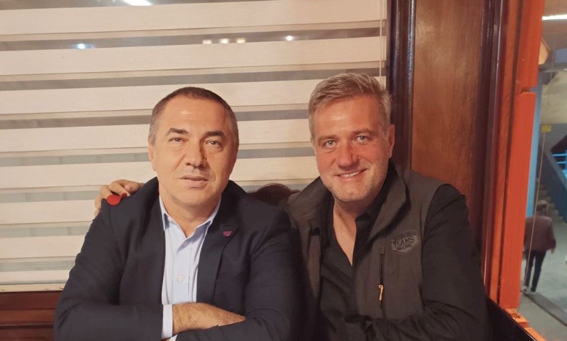 Elite Dergisi’nden 9 Aralık’a Özel Bomba Gibi Bir Gece!