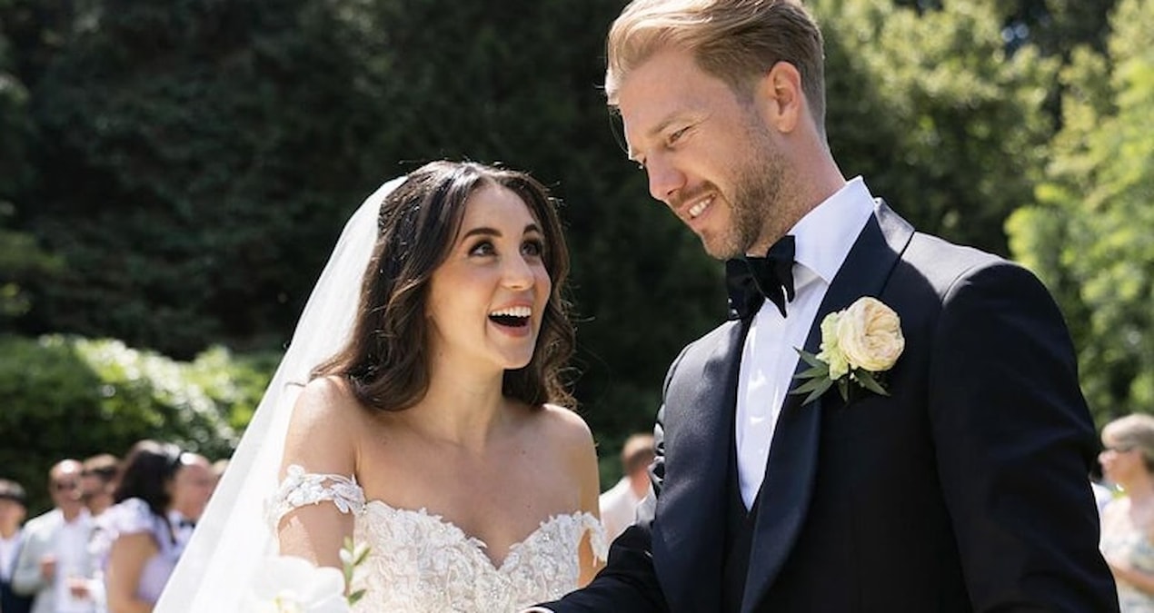 Karsu bebeğinin cinsiyetini  İstanbul Maratonu’nda açıkladı