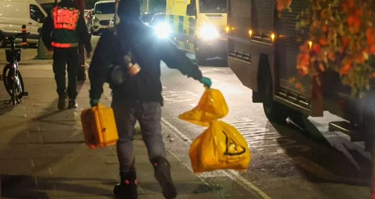 Londra’nın ortasında ‘radyoaktif çöp’ alarmı: Tüm mahalle kapatıldı