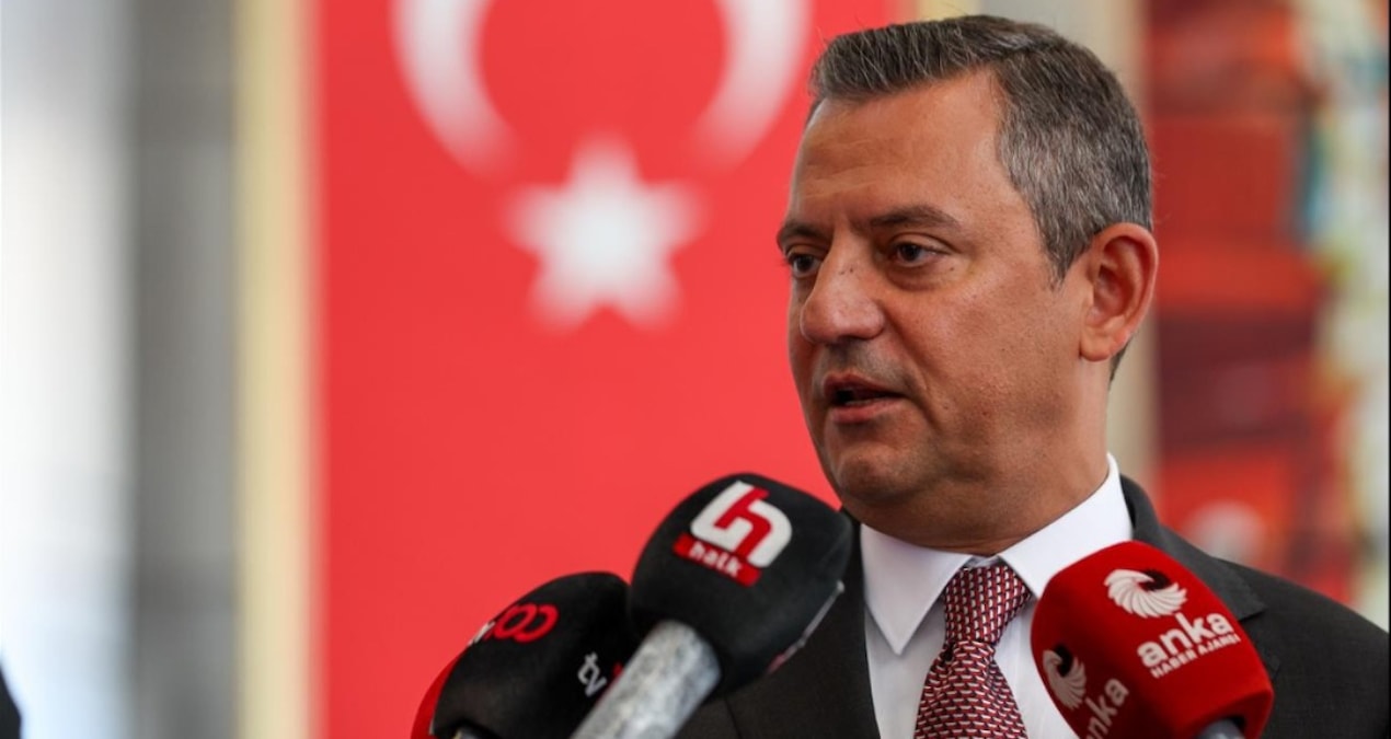 Özgür Özel tartışmalara son noktayı koydu…  Bakan Kurum’a sert tepki