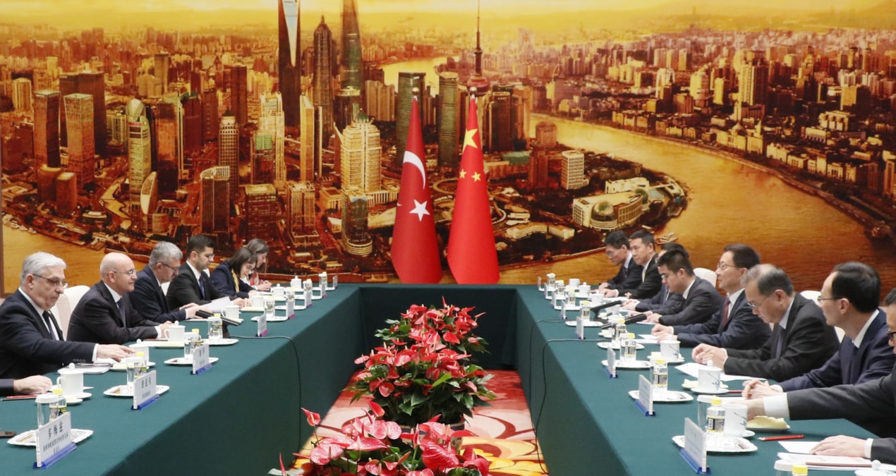 Şimşek, Çin Devlet Başkanı Yardımcısı Han ile görüştü