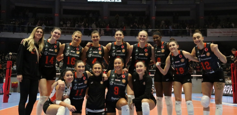 Eczacıbaşı Dynavit, İzmir’den 3 puanla dönüyor