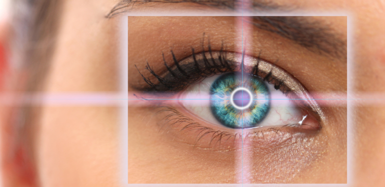 Kontakt lens kullanan kadınlar için   dört altın kural