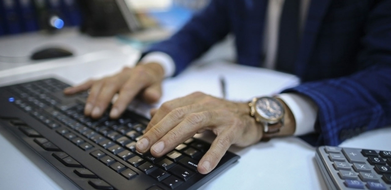 Hazine ve Maliye Bakanlığı 5, Ulaştırma ve Altyapı Bakanlığı 25 personel alacak